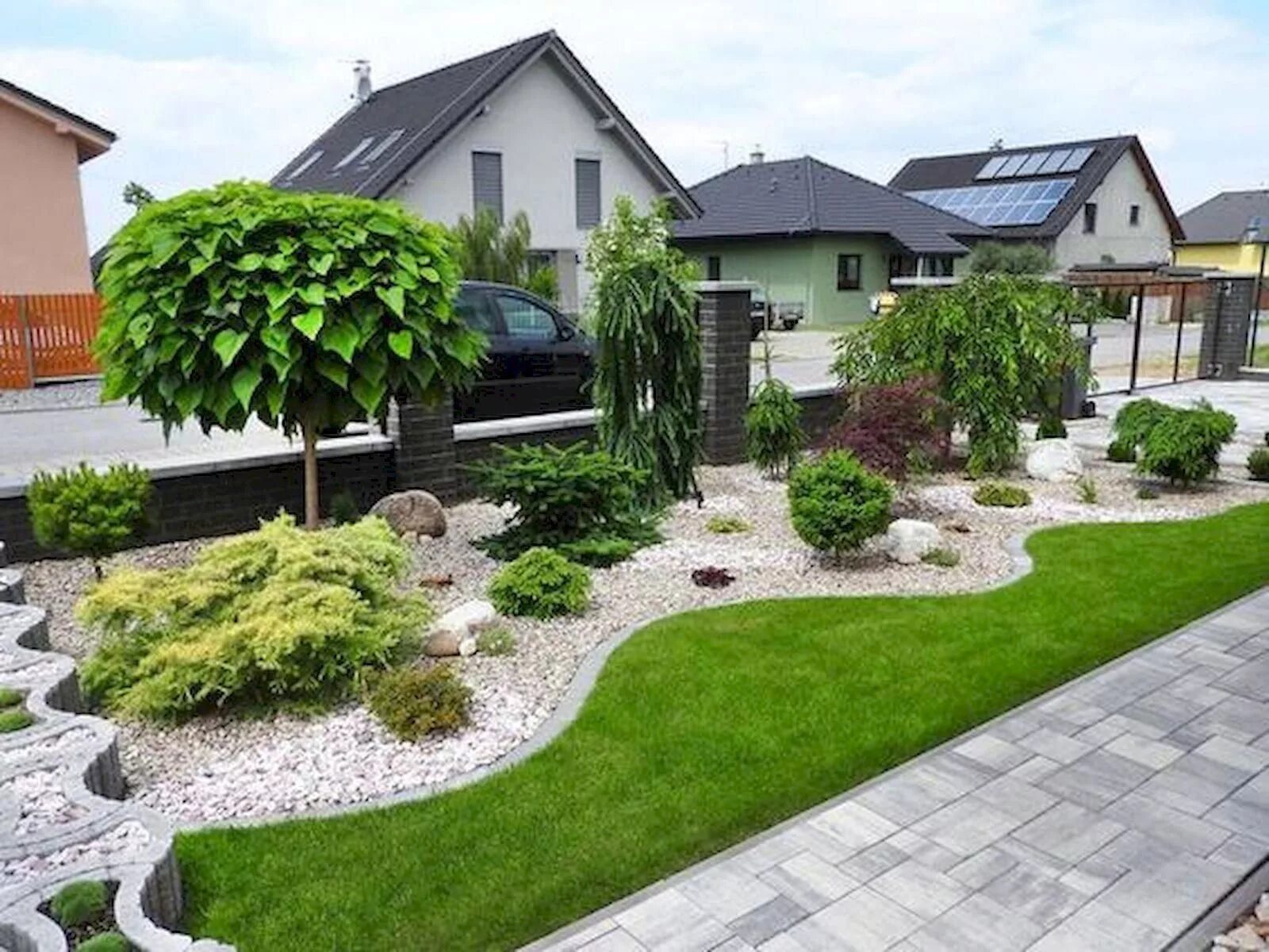 Красивый ландшафтный дизайн в частных домах 90 Simple and Beautiful Front Yard Landscaping Ideas on A Budget (78) - LivingMa