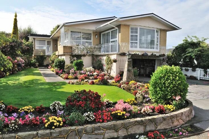 Красивый ландшафтный дизайн в частных домах 22 Front Porch Garden Ideas (Photos) Front porch garden, Porch landscaping, Porc