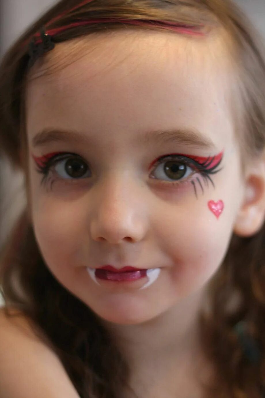 Красивый легкий макияж детской косметикой Nadine's Dreams Face Painting - Photo Gallery Детский макияж, Макияж на хэллоуин