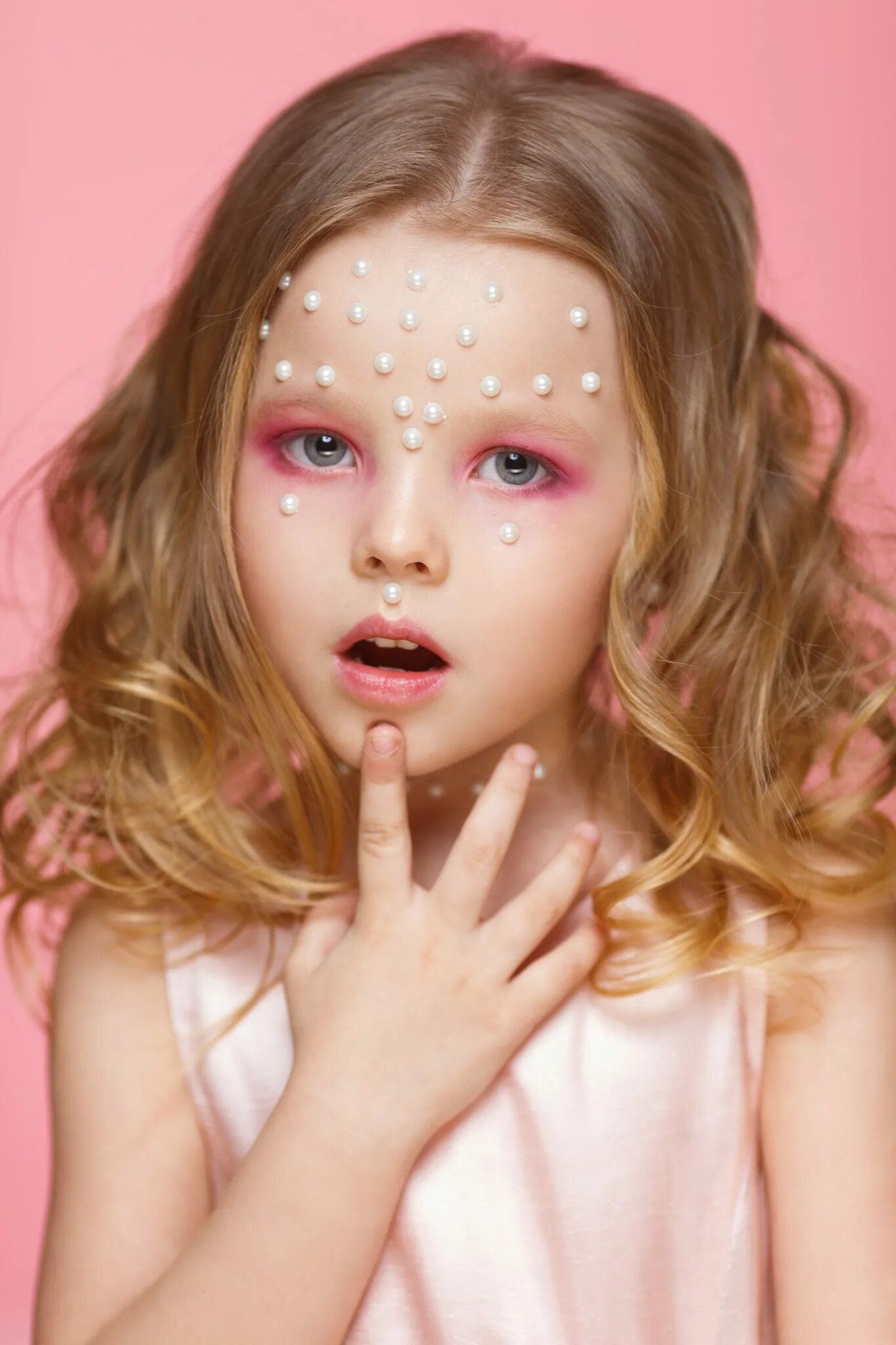Красивый легкий макияж детской косметикой Портфолийная фотосъемка "Beauty", Happy Kids г. Минск. - Детская школа моделей H