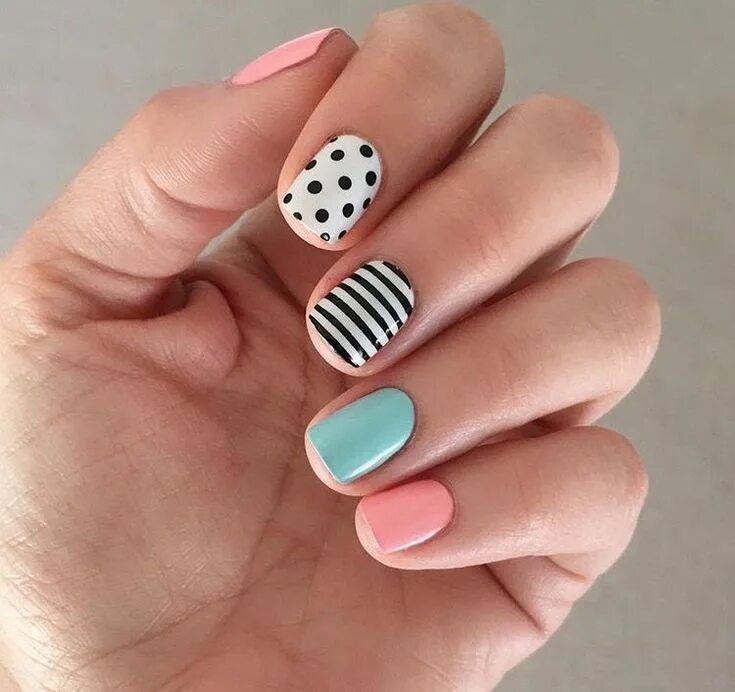 Красивый легкий маникюр на короткие Loading... Gel nails, Trendy nails, Summer gel nails