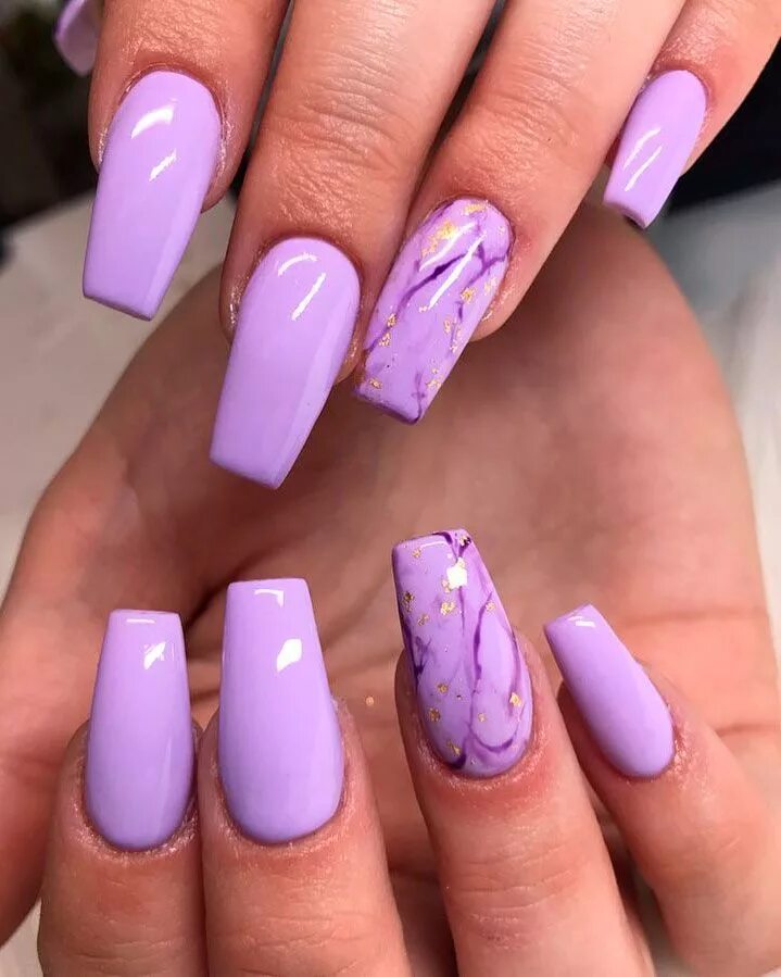 Красивый лиловый маникюр Cute light purple coffin nails long with glitter accent marble nail #summernails