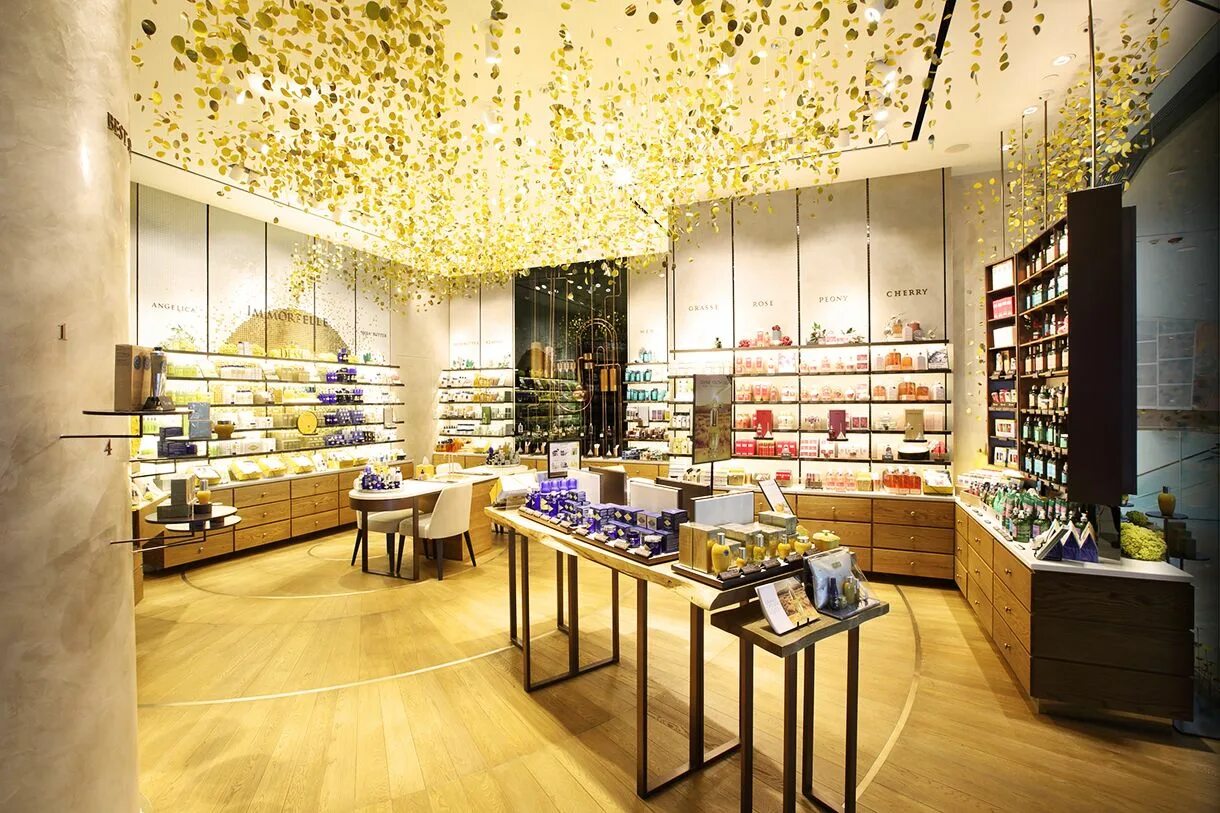 Красивый магазин фото Malherbe Design Retail interior design, Shop interior design, Design