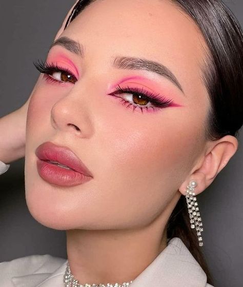 Красивый макияж 2024 года 10 популярных идей на тему "maquiagem da barbie rosa" для вдохновения