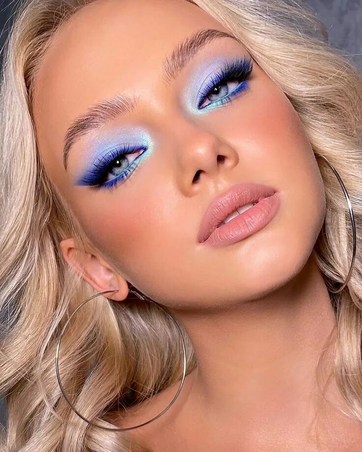 Красивый макияж 2024 года 139 Me gusta, 2 comentarios - Makeup & Kolours (@makeupkolours) en Instagram: "I