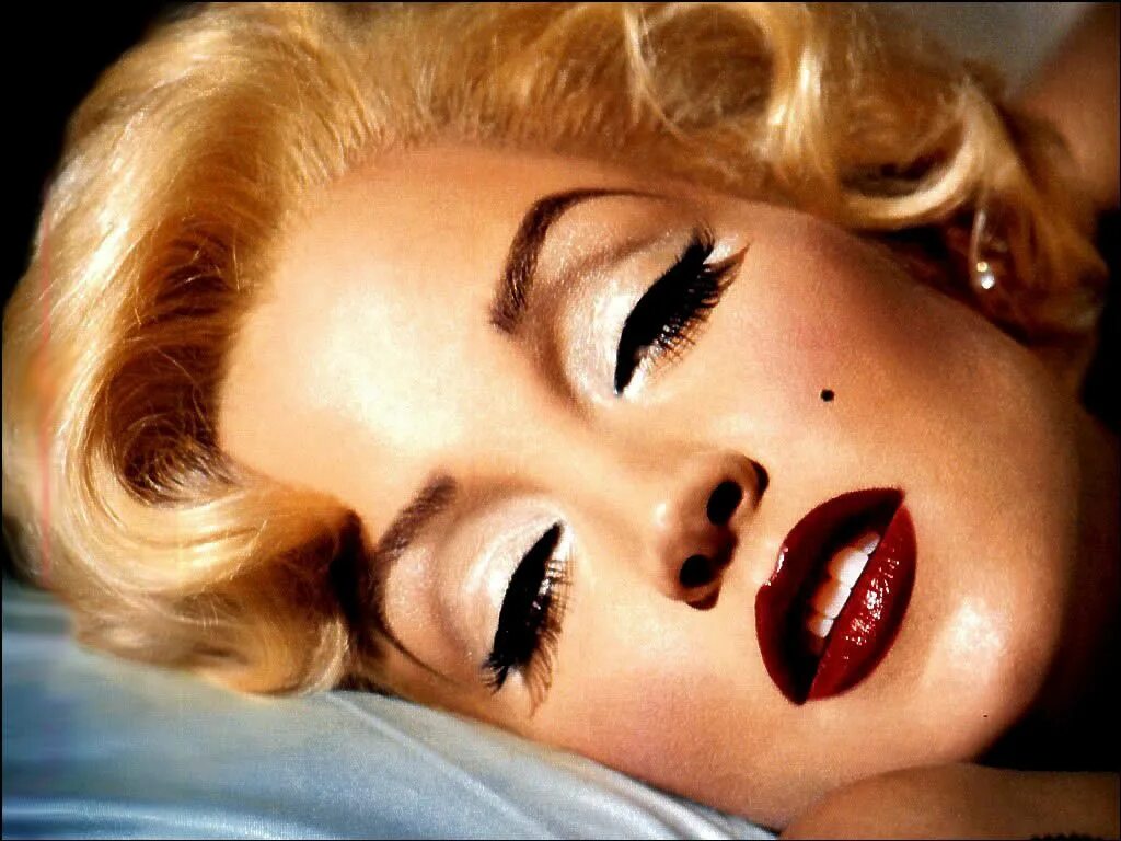Красивый макияж 50 Lisa Marie Presley as Marilyn Monroe by makeup genius Kevyn Aucoin Marilyn monro
