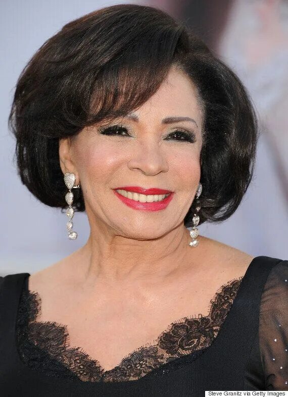 Красивый макияж 50 лет Shirley Bassey Slams Popstars Including Beyoncé: 'They Should Wear More Clothes 