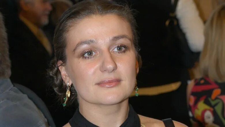 Красивый макияж актрисы мельниковой Звезда "Улиц разбитых фонарей" рассказала о хейте из-за лишнего веса
