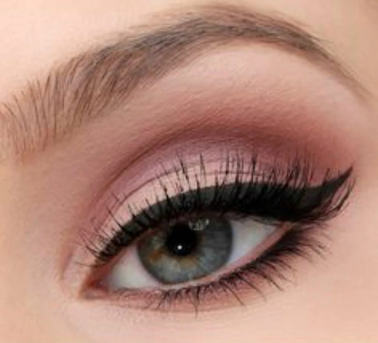 Красивый макияж без подводки Pin on Makeup ideas Hazel eye makeup, Wedding eye makeup, Eye makeup