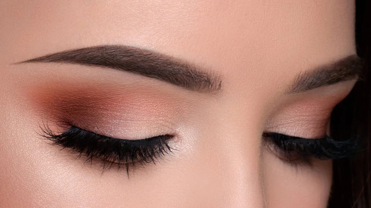 Красивый макияж без стрелок Dicas para maquiar olhos fundos! Maquiagem delineador, Maquiagem olhos, Maquiage