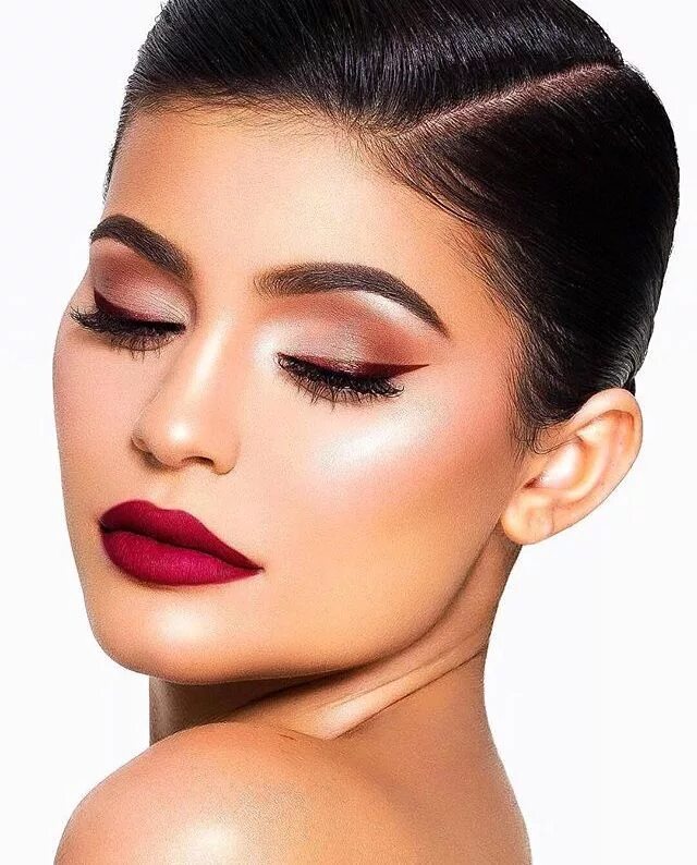 Красивый макияж брови Kylie Jenner Pinterest: Danna Ortiz Jenner makeup, Kylie makeup, Kylie jenner ma