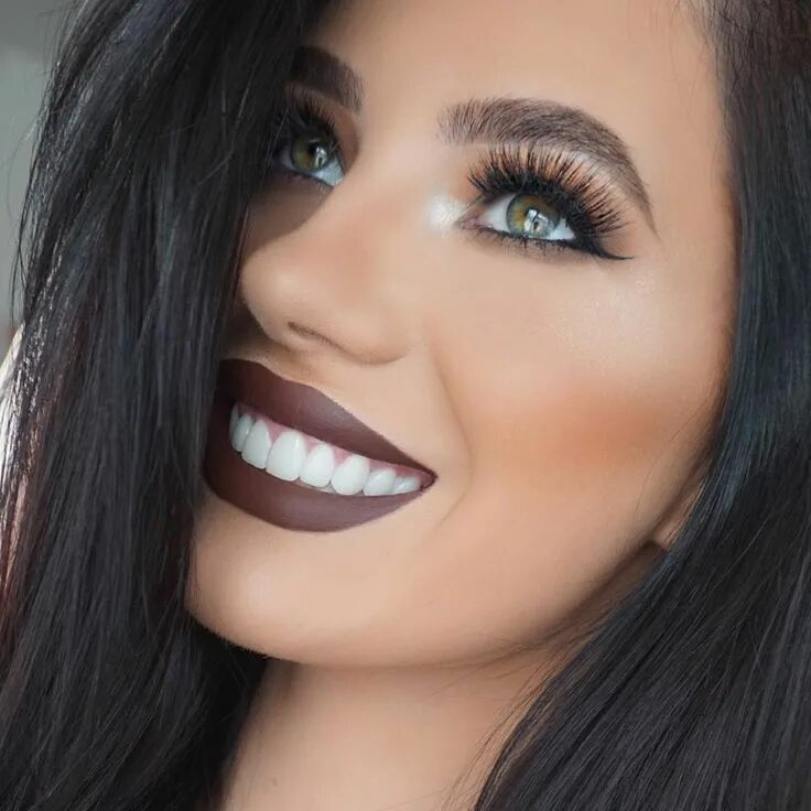 Красивый макияж черные волосы LAURA BADURA (@laurabadura) * Fotos y vídeos de Instagram Makeup lips matte, Hai