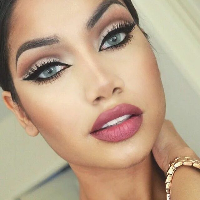 Красивый макияж для 4 класса makeupbag Maquiagem impecável, Maquiagem de moda, Maquiagem olhos