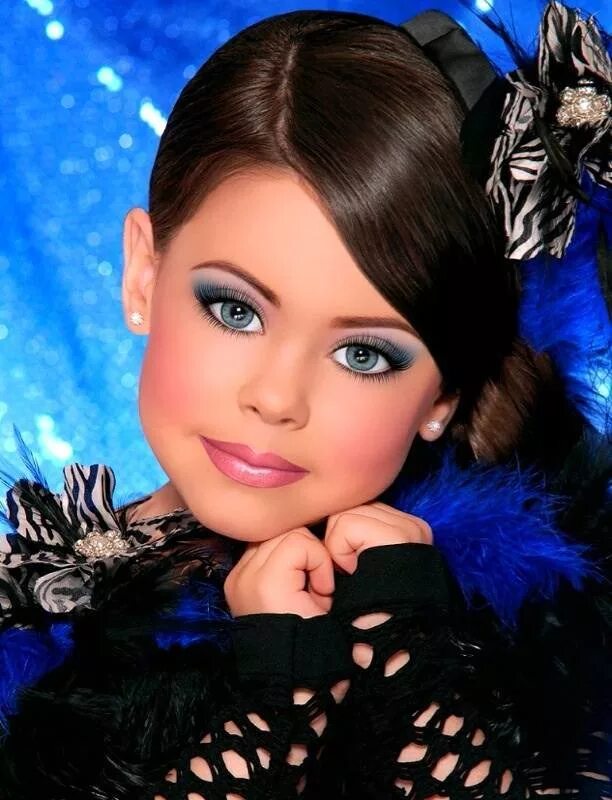 Красивый макияж для детей 8 лет Коронованные детки (TV Series 2009–2016) - MaKenzie Myers as Self - IMDb