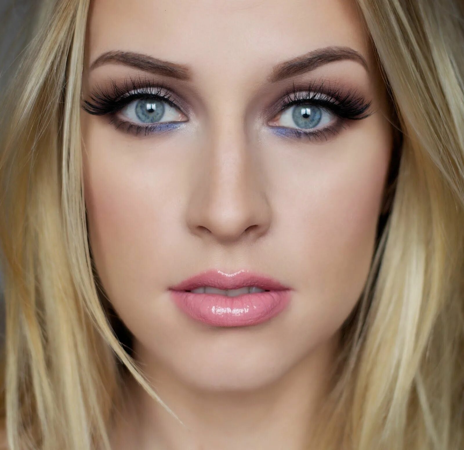 Красивый макияж для голубых глаз Lashes, Love and Leather: Pop of Blue Bold eyeshadow, Eyeshadow looks, Beautiful