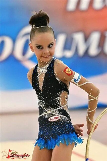 Красивый макияж для художественной гимнастики � � � � � � � � � � � � � � � � � � � � � � � � � � � �