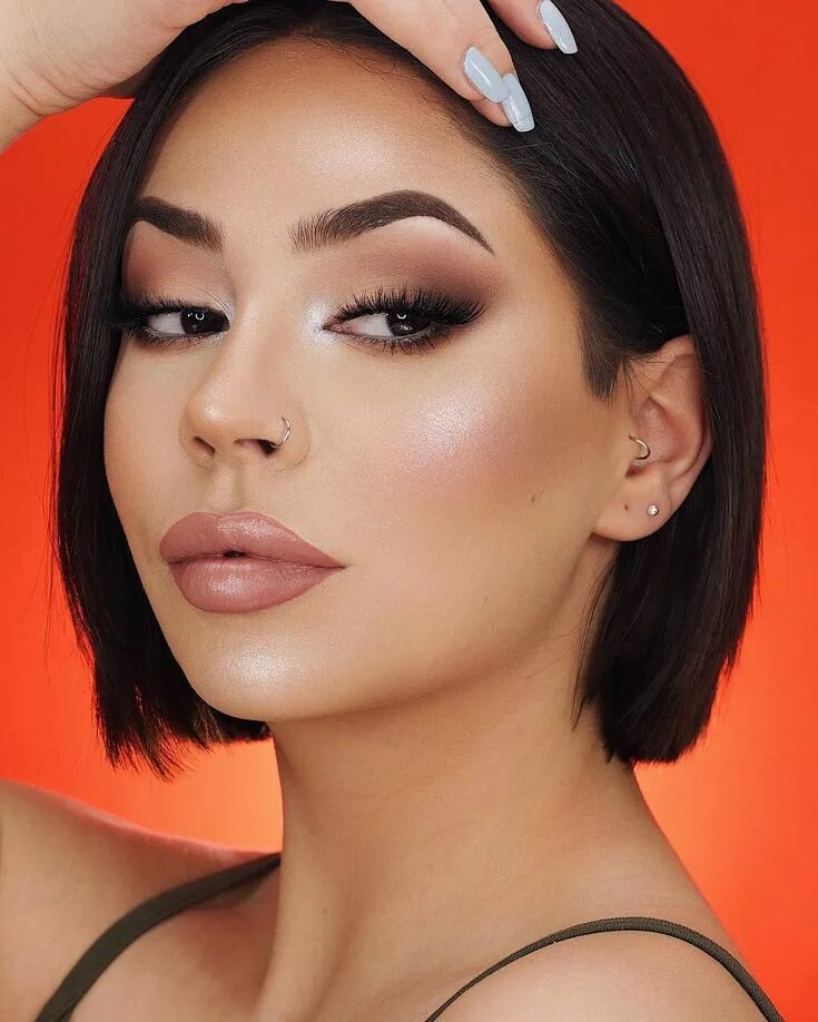 Красивый макияж для каре Diana Maria on Instagram: "I love all makeup, but I’m a sucker for this kind of 