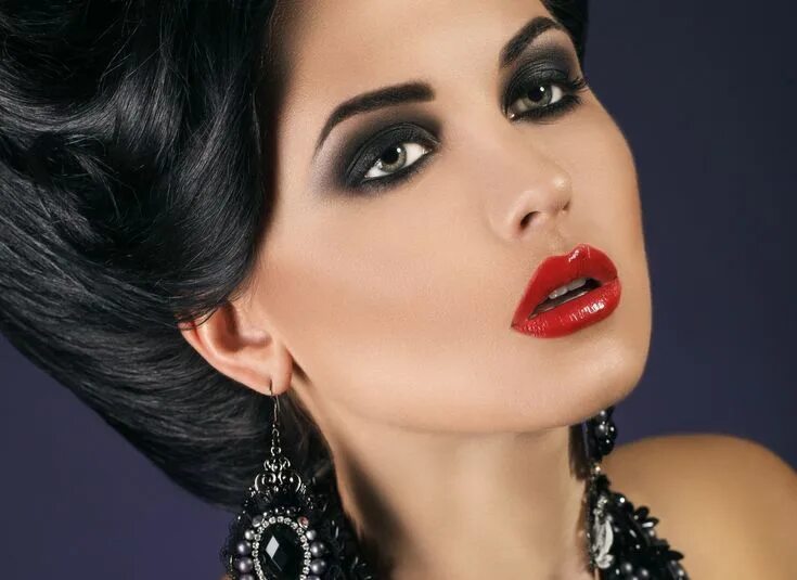 Красивый макияж для женщин 30 Výsledek obrázku pro heavy makeup Makeup salon, Permanent makeup, Heavy makeup