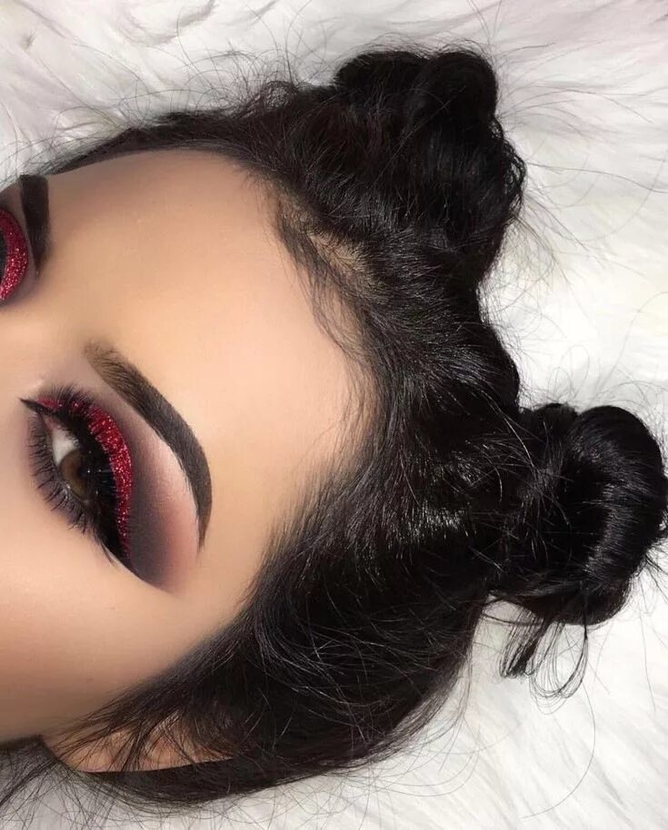Красивый макияж эстетика 15 Maquillajes que deberías intentar para San Valentin Maquillaje de ojos rojos,