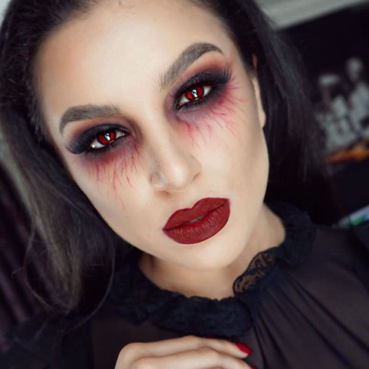Красивый макияж фото на хэллоуин 17 Halloween Makeup Looks That Won't Cost You A Penny Maquillage halloween femme