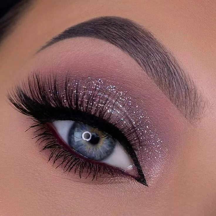 Красивый макияж глаз фото самый шикарный 35 Color-rich Eye Makeup Designs for Women 2020 - SooShell Eye makeup images, Pu