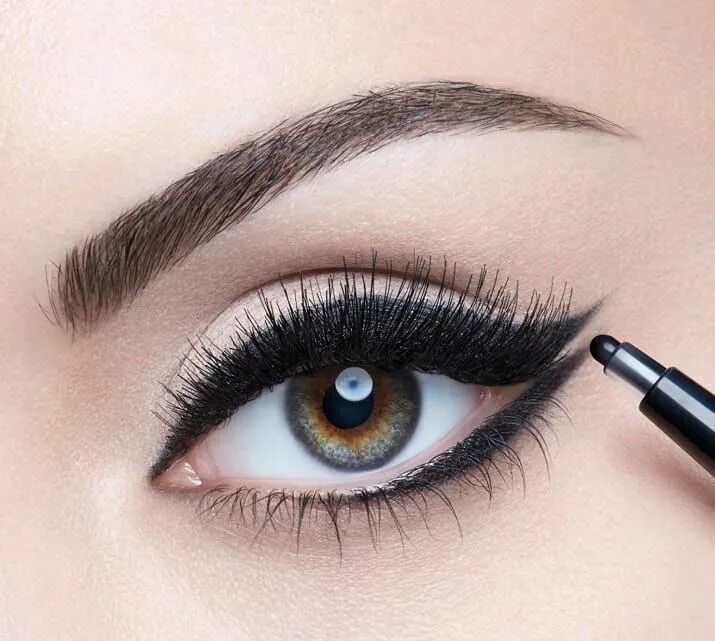 Красивый макияж глаз карандашом 19 Of The Best Eyeliners You Can Get On Amazon Black smokey eye makeup, Winged e