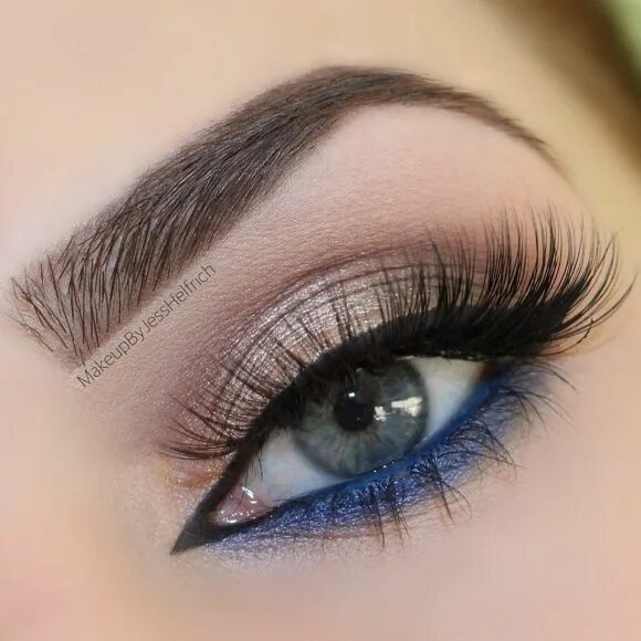 Красивый макияж глаз карандашом Professional Quality, Cruelty-Free Makeup, Brushes & Beauty Education Blue eye m
