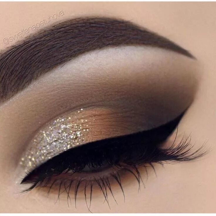 Красивый макияж глаз тенями Pin de Sandra D ... em Make up Ideias de maquiagem, Maquiagem dos olhos, Dicas d
