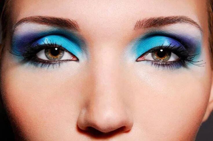 Красивый макияж голубых глаз фото beautiful bold Purple eye makeup, Smokey eye makeup, Eye makeup