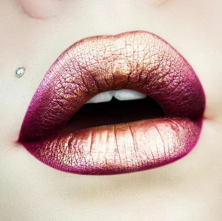 Красивый макияж губ Pin on ლლRead My Lipsლლ Skin makeup, Lip makeup, Beautiful makeup
