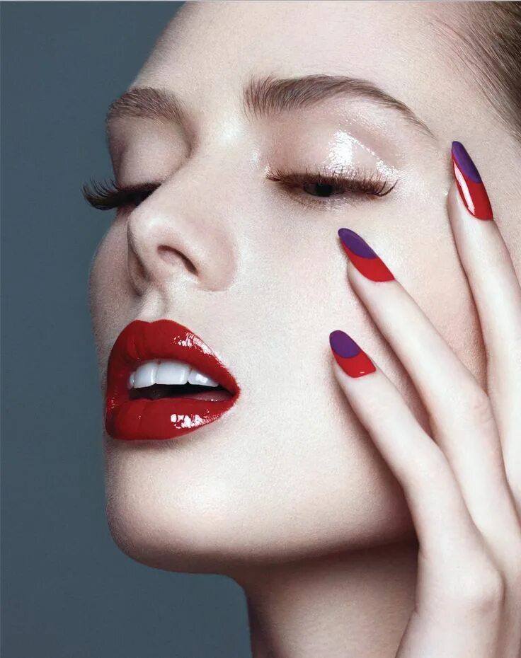 Красивый макияж и маникюр Hot Gloss beauty story for Dreamingless Magazine. Make-up: Jane Bradley @JaneBMa