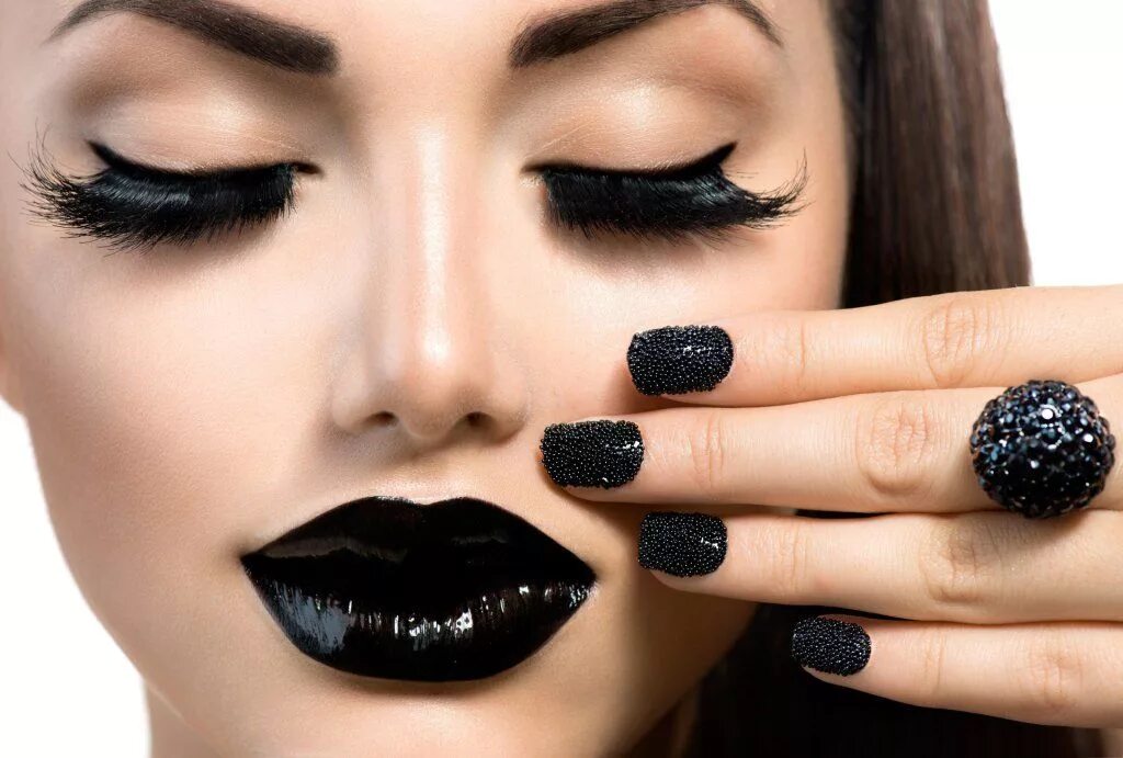 Красивый макияж и маникюр As melhores dicas para escolher a unha de noiva para o casamento Black lipstick,