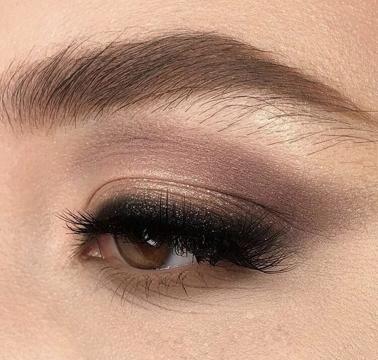 Красивый макияж коричневыми тенями Pin by tadelili on Makeup Natural eyeliner, Black eyeliner, Eyebrow makeup