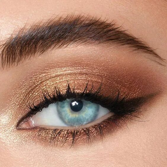 Красивый макияж коричневыми тенями Eyeshadow Colours for Grey Eyes Blogmas Day 14 - annabel annunziata in 2023 Dram