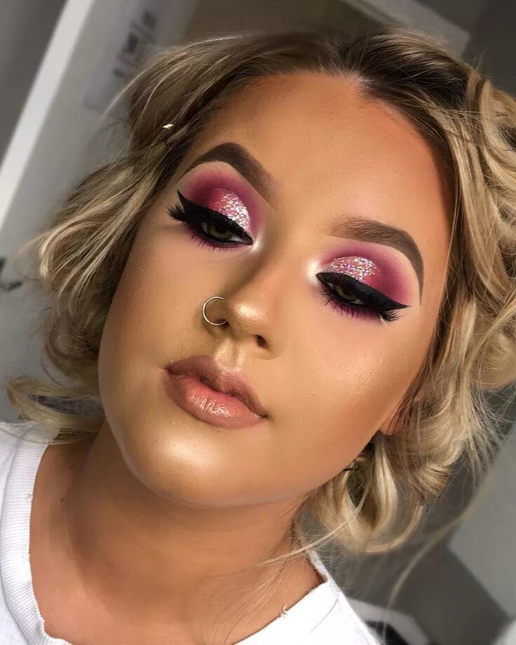 Красивый макияж на день рождения Pin by manuela on ale mele Eye makeup, Blue eye makeup, Birthday makeup looks