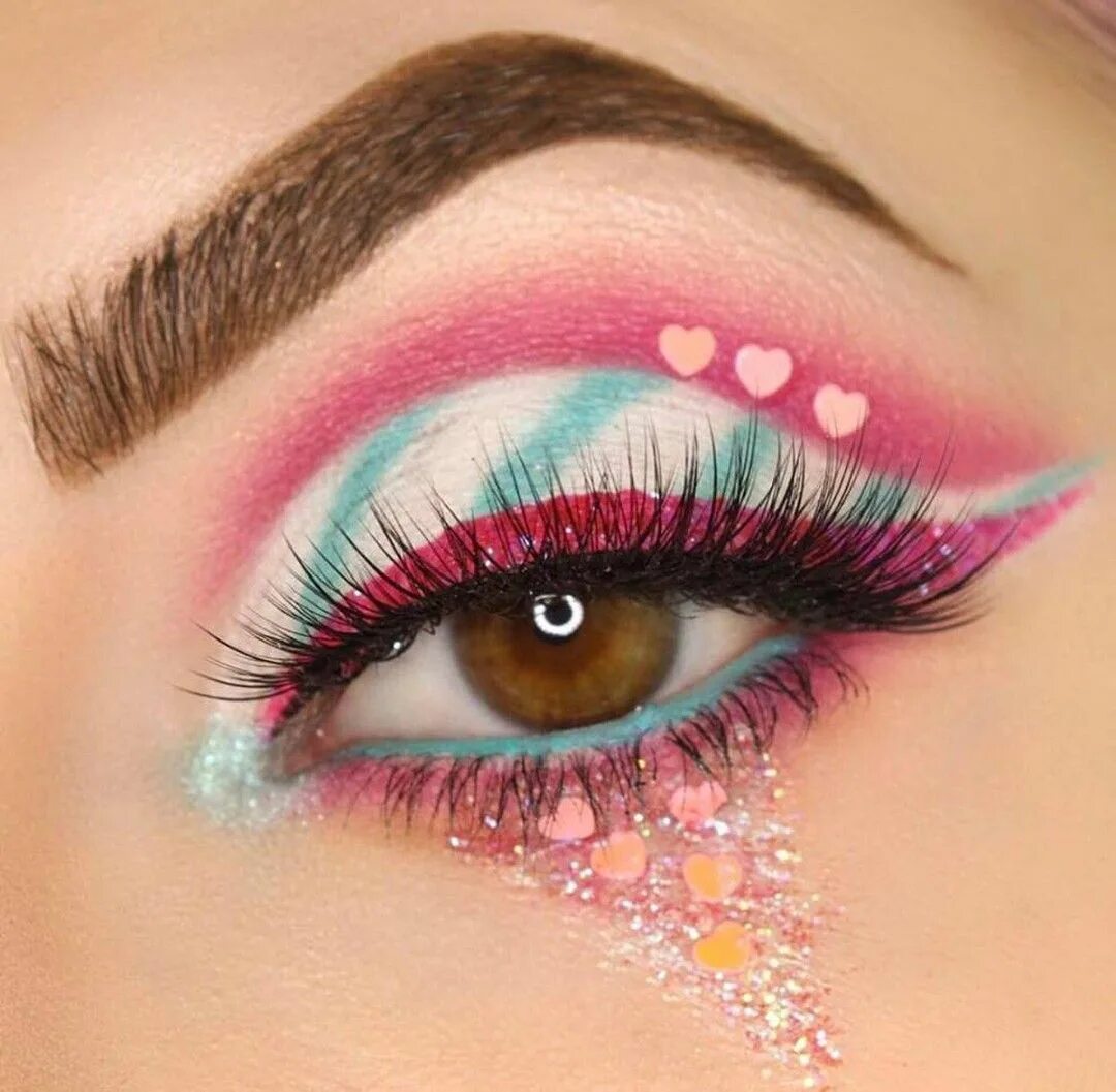 Красивый макияж на др DOLLIPOP for the glitter obsessed. Tag a friend who would love this! Shop glitte