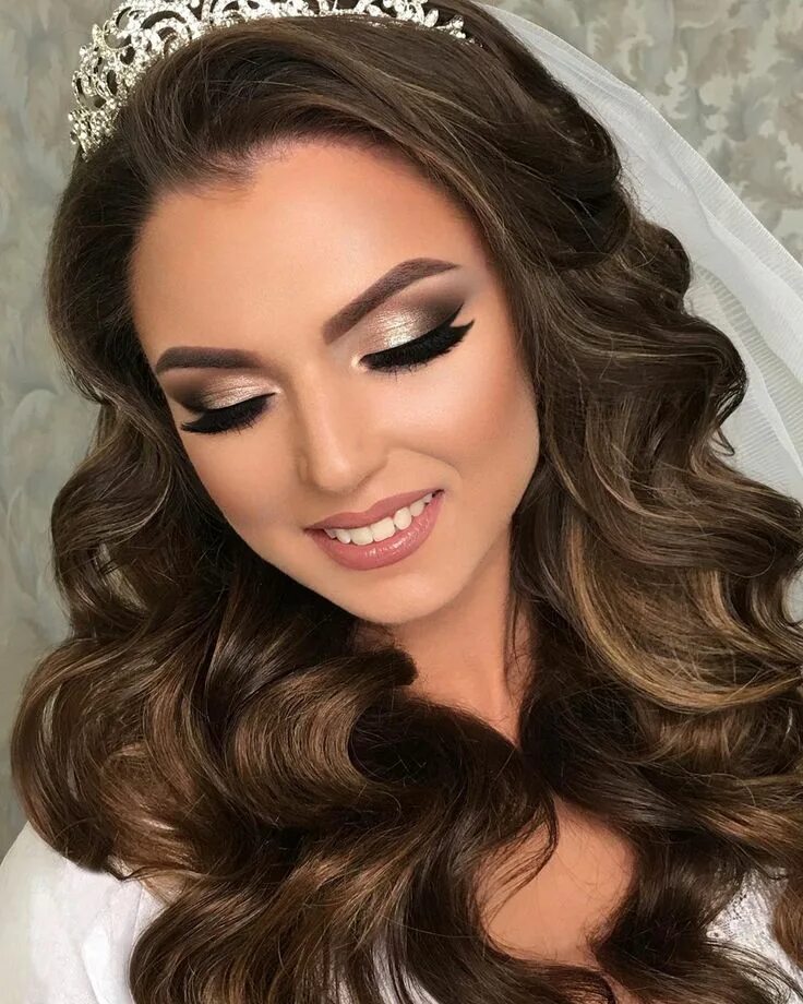 Красивый макияж на свадьбу невесте Elena on Instagram: "МК МИНСК "СВАДЕБНЫЙ МАКИЯЖ" ✔ 2 ИЮНЯ ✔ Последние места без 