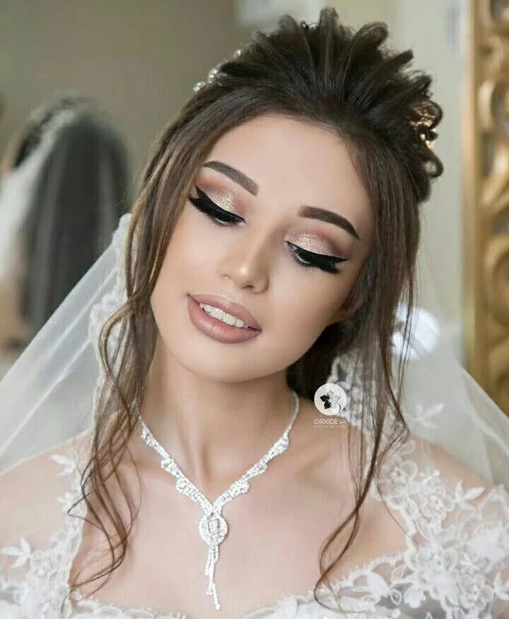 Красивый макияж на свадьбу невесте Instagram: @makeup_artist_afaq Beautiful wedding makeup Beautiful wedding makeup