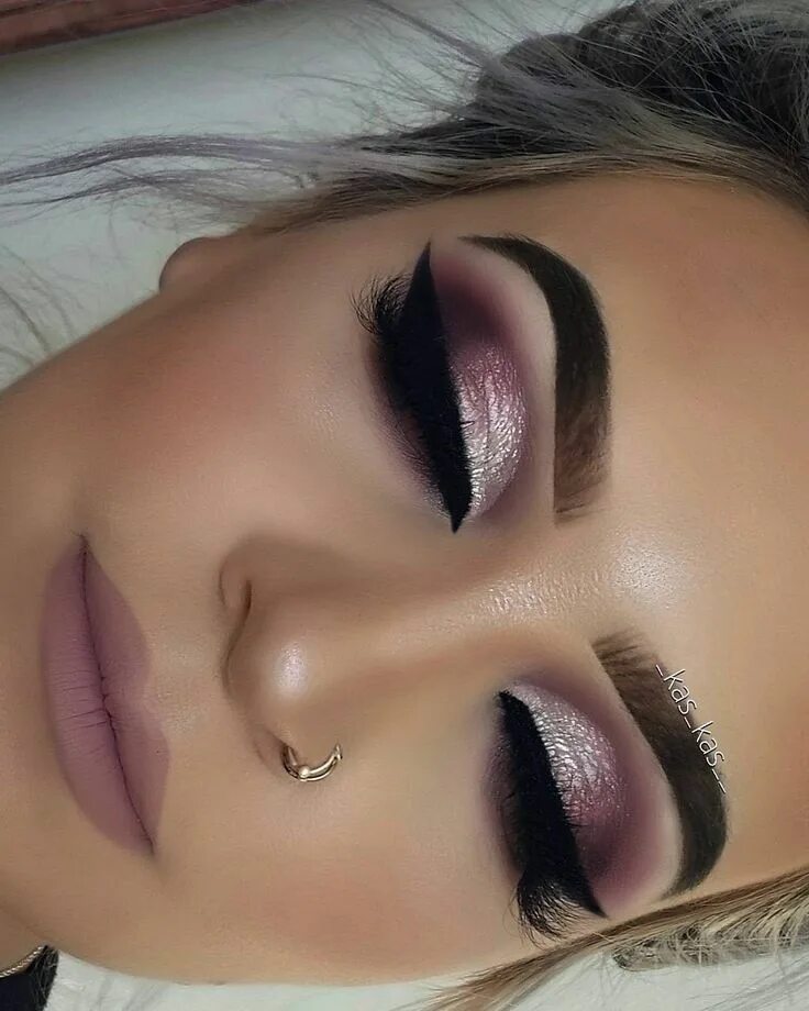 Красивый макияж на вечер Great purple pink colour for green/hazel eyes Тени для карих глаз, Золотой макия