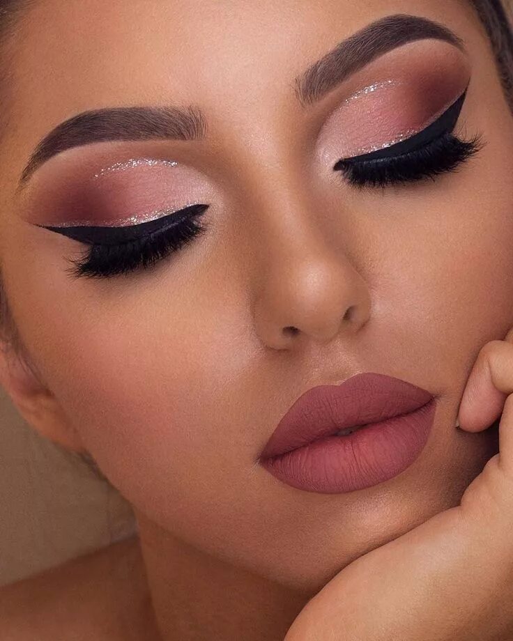 Красивый макияж на вечер Jannah Sheffield Makeup artist on Instagram: "so pretty @swetlanapetuhova - Anze