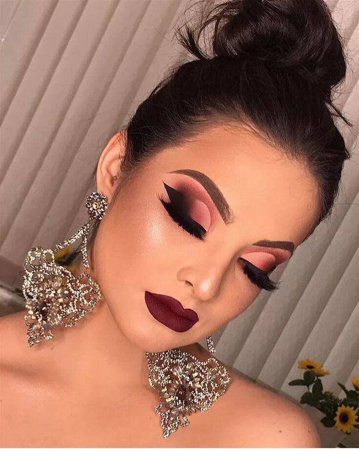 Красивый макияж на вечеринку Pin on dramatic makeup