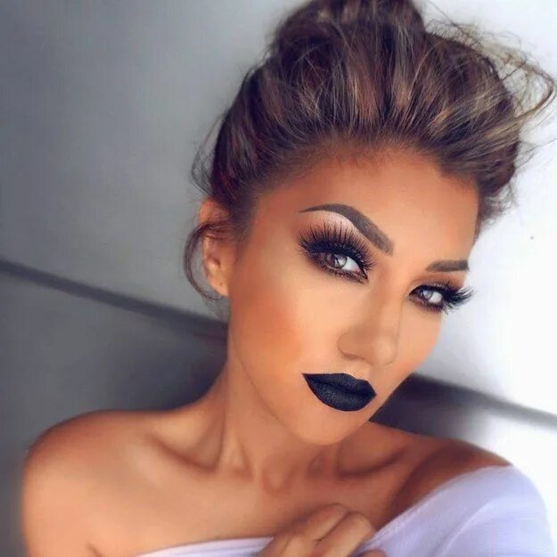 Красивый макияж на вечеринку 17 Pictures That Prove Black Lipstick Should Be Stopped Dark makeup, Beautiful m