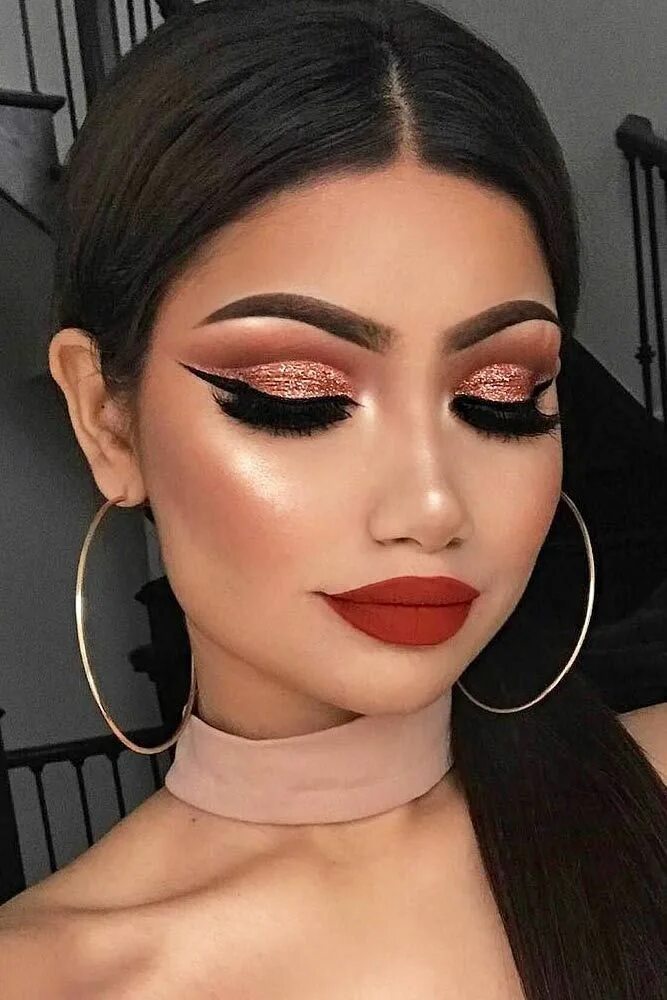 Красивый макияж на вечеринку Prom Makeup Ideas to Have All Eyes on You ★ See more: http://glaminati.com/prom-