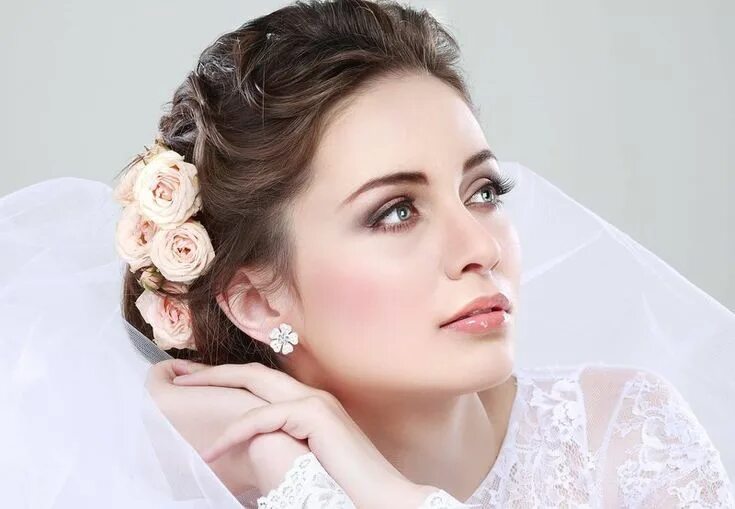 Красивый макияж невесты Keep your bridal look sophisticated and graceful with our range of stud collecti