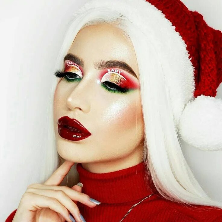 Красивый макияж новый год Image may contain: 1 person, closeup Christmas makeup look, Christmas makeup, Ma
