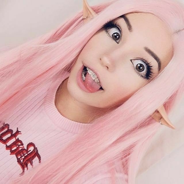 Красивый макияж няшки Belle Delphine Elf Ears Kid