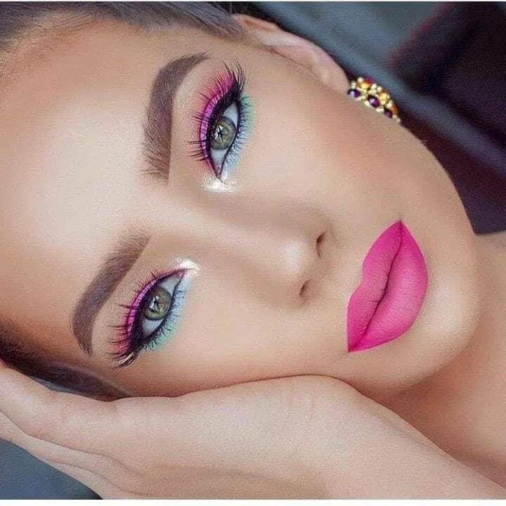 Красивый макияж онлайн Pin by Lionel Toledano on I Smize With My Little Eye Barbie makeup, Colorful eye