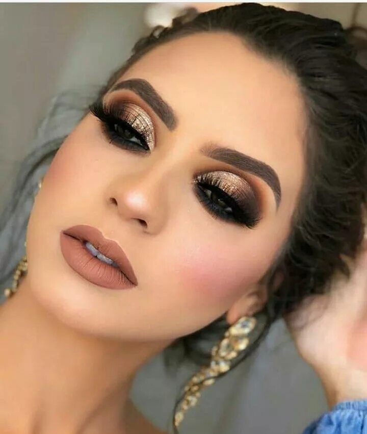 Красивый макияж под Pin by Tem Quem Sabe on Maquiagens Trendy makeup, Bridal makeup, Smokey eye make