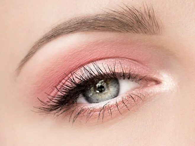 Красивый макияж розовыми тенями Makeup: MAKEUP WITH POWDERY PINK, STEP BY STEP #EyeshadowForBeginners #EyeMakeup