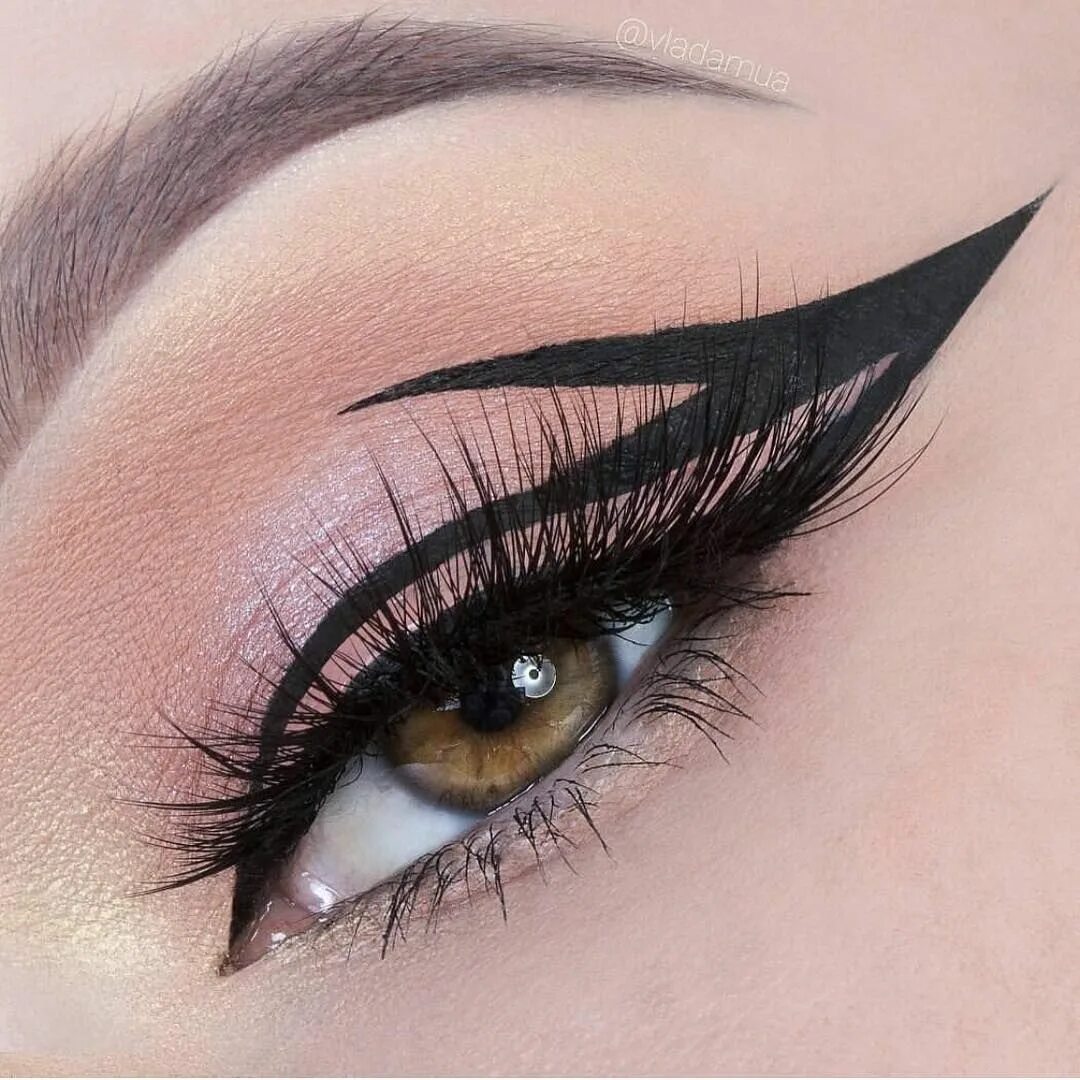 Красивый макияж стрелки фото Instagram photo by Anastasia Beverly Hills * Jul 26, 2016 at 11:32am UTC No eyel